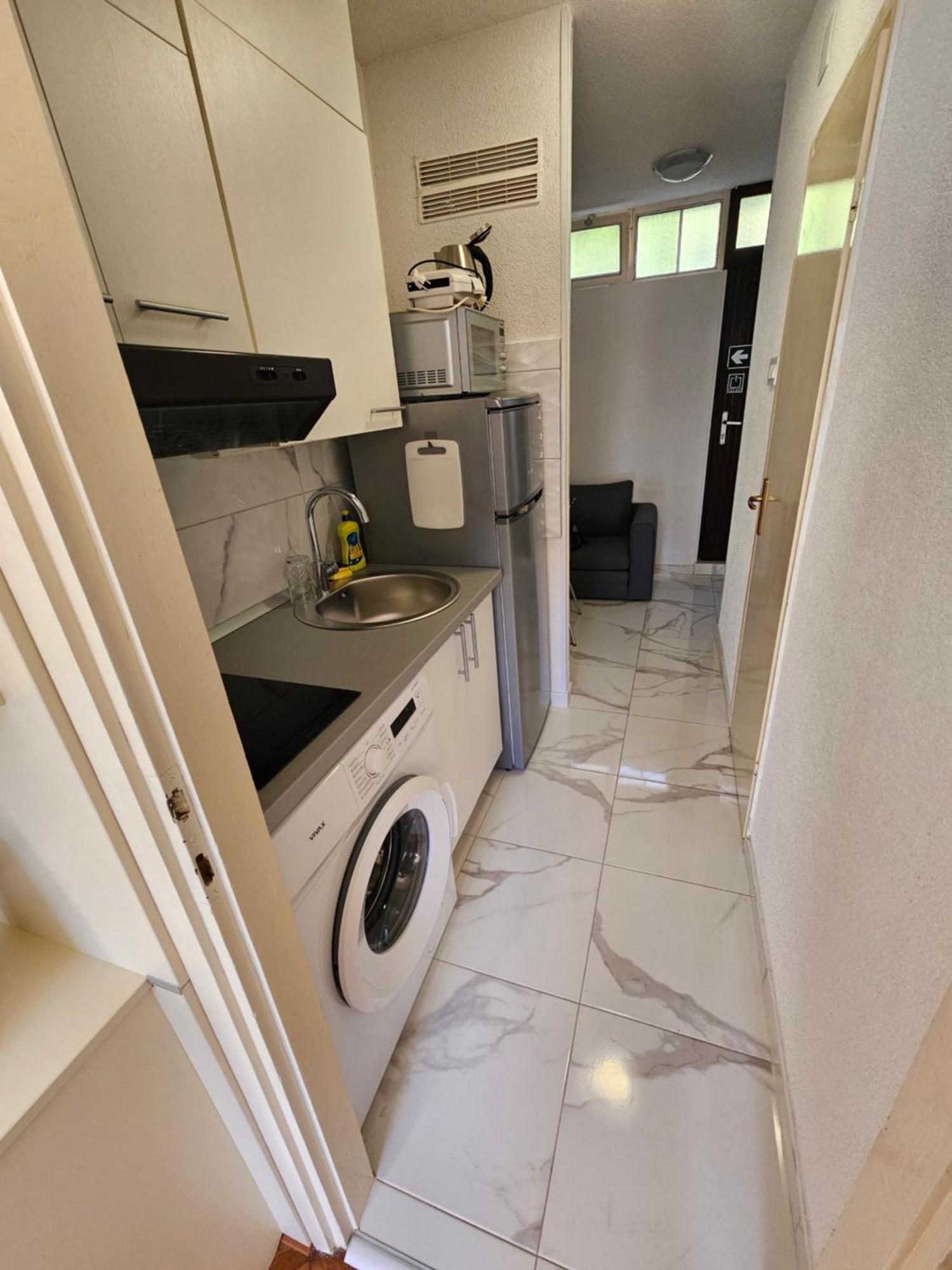 Morska Postelja - Sea Bed Apartamento Omiš Exterior foto