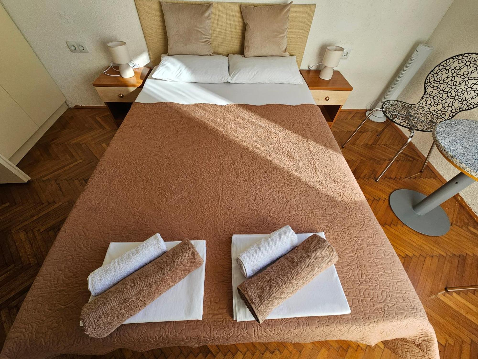 Morska Postelja - Sea Bed Apartamento Omiš Exterior foto
